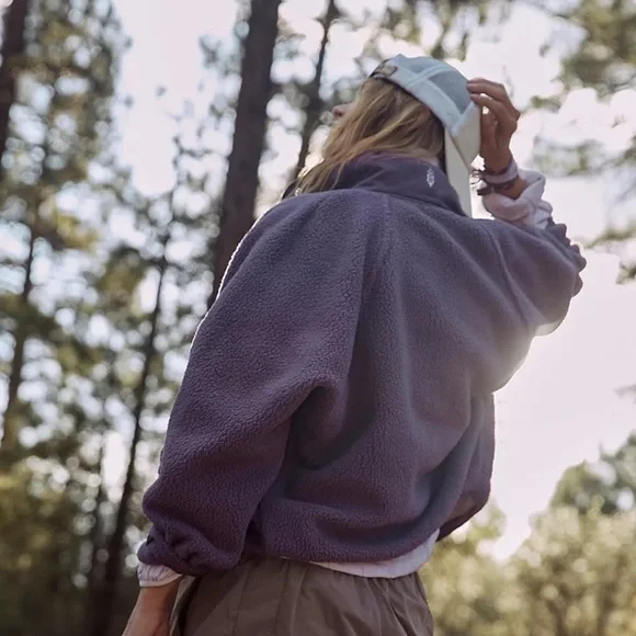 Free People Hit The Slopes Fleece Jacket Blackberry - Picture 3 of 6